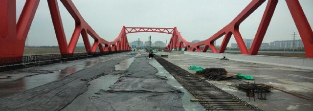 安徽滁州紫薇北路延伸段下穿京沪立交工程UHPC钢桥面铺装工程